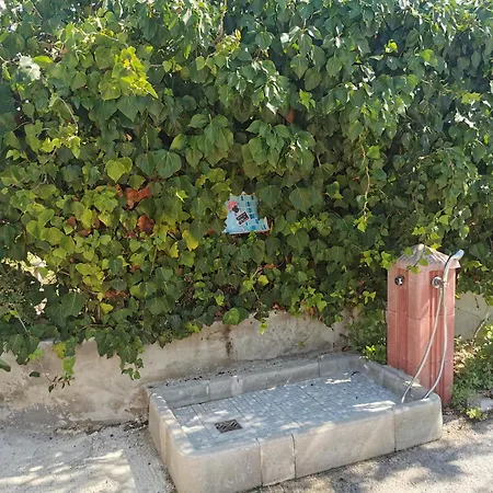 Villini Raffaela Disanti *