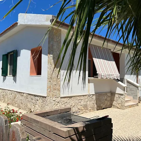 Holiday home Villini Raffaela Disanti *